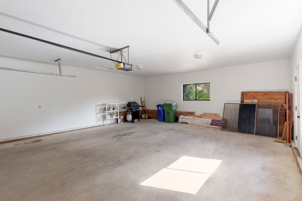 Complete Garage Cleaning Services Complete Garage Cleaning Services